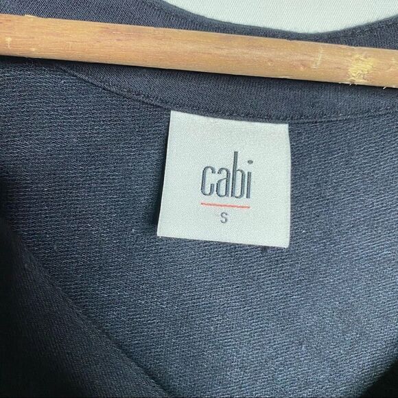 Cabi Womens Gala Sweatshirt Size Small Black Long Sleeve V-Neck - Picture 5 of 8